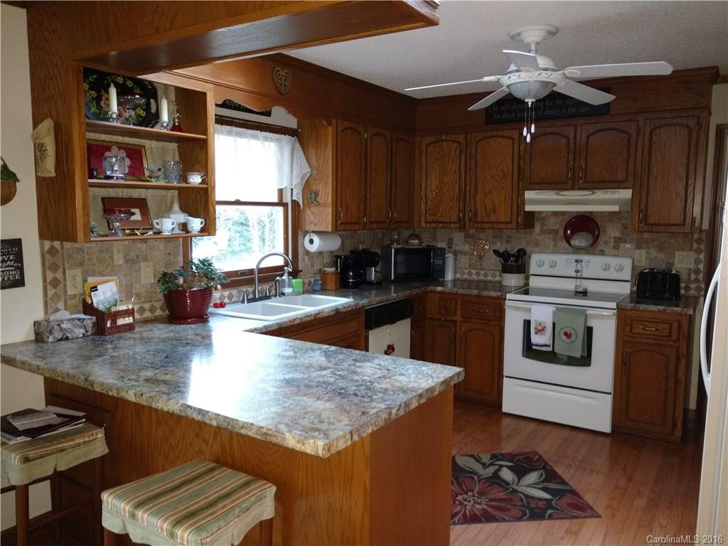 42 Justin Drive - Photo 10