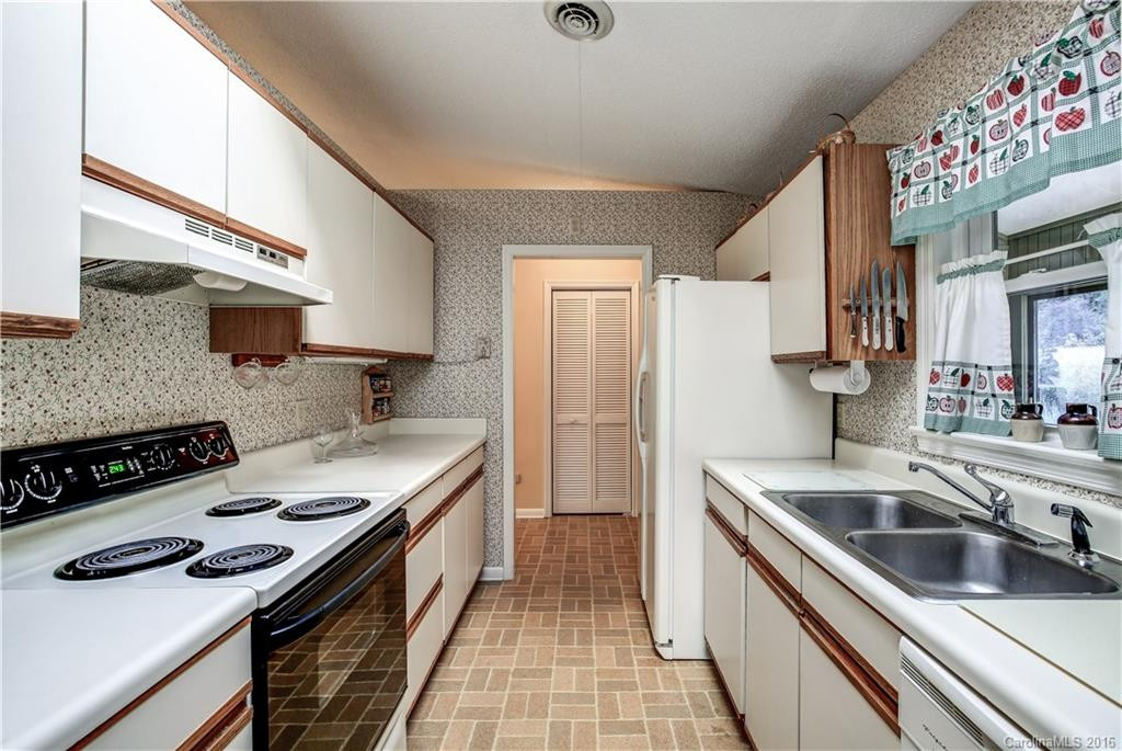 251 Carolina Drive #8A - Photo 8