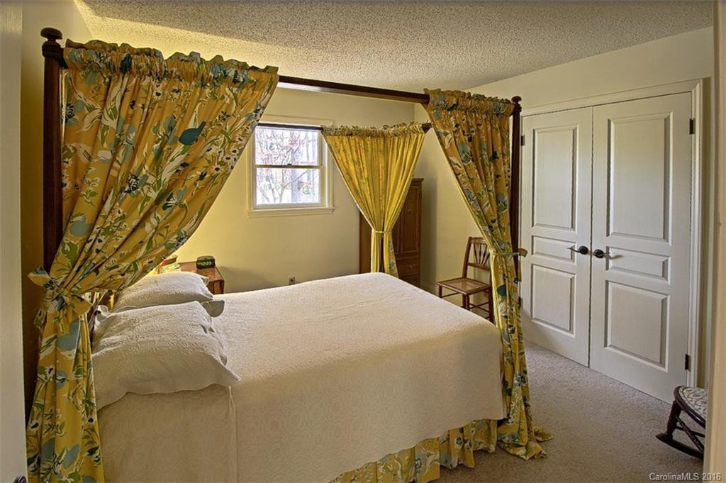 185 Surry Lane - Photo 17