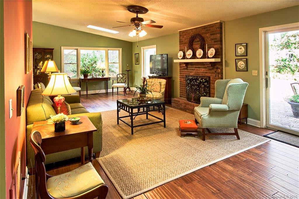 185 Surry Lane - Photo 7
