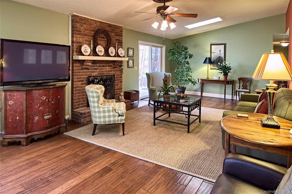 185 Surry Lane - Photo 9