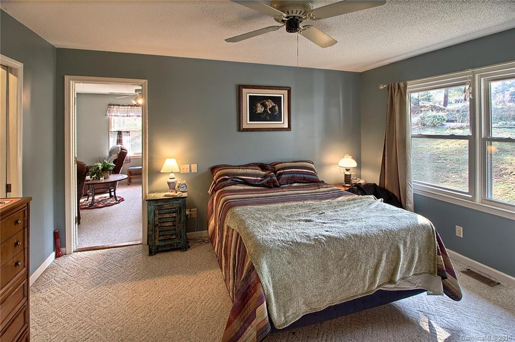 4085 Turnpike Road - Photo 14