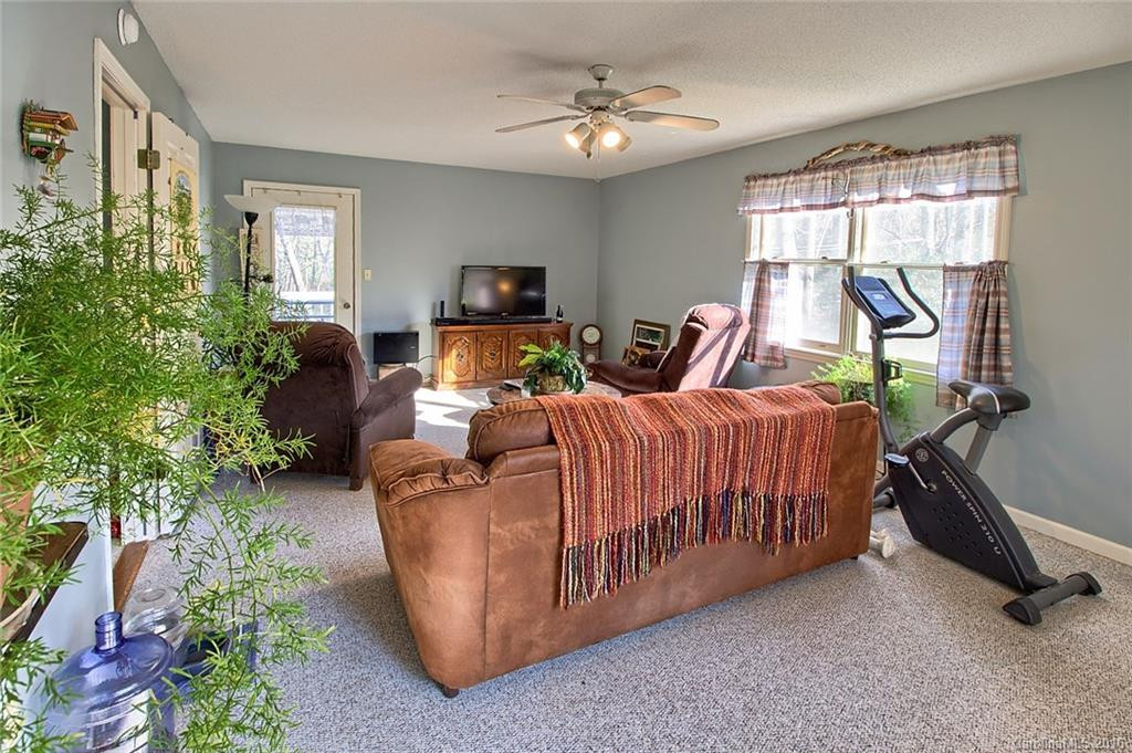 4085 Turnpike Road - Photo 20
