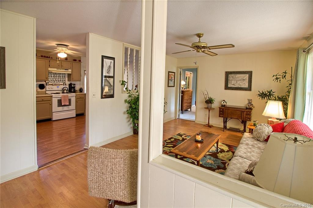 4085 Turnpike Road - Photo 4
