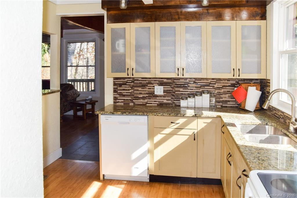 93 Foster Hill Drive #2 - Photo 4