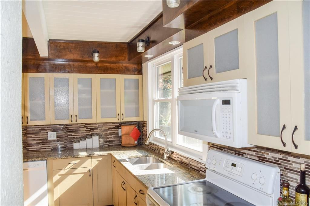 93 Foster Hill Drive #2 - Photo 5