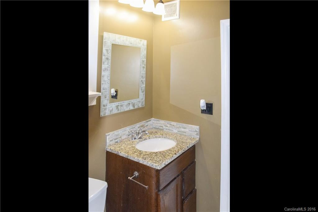 93 Foster Hill Drive #2 - Photo 10