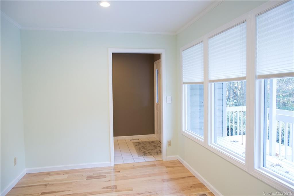 128 Camellia Way - Photo 10