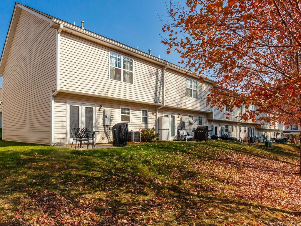 102 Torrington Avenue - Photo 19