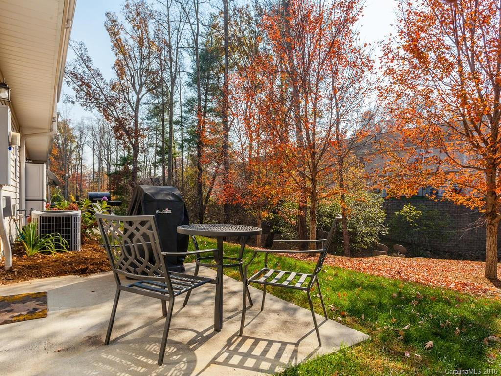 102 Torrington Avenue - Photo 20