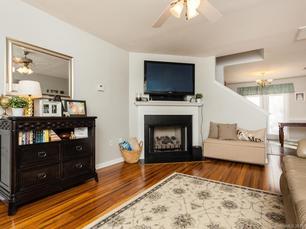 102 Torrington Avenue - Photo 5