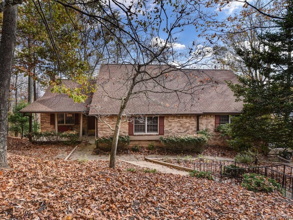 111 Chestnut Ridge Road