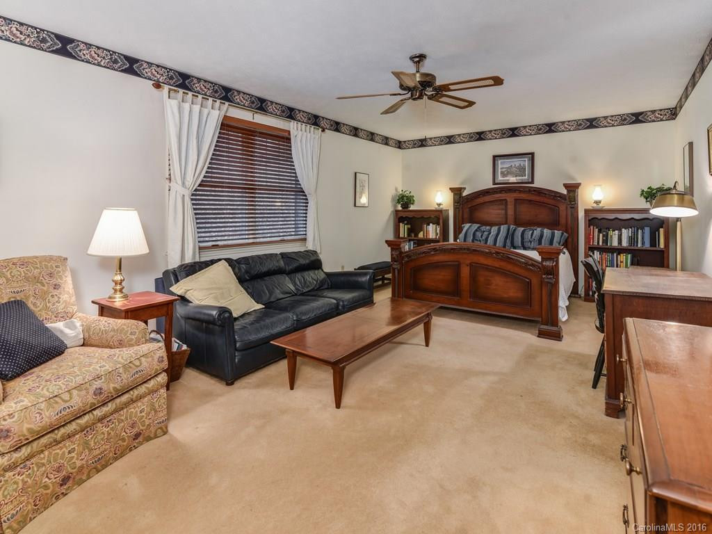 111 Chestnut Ridge Road - Photo 12