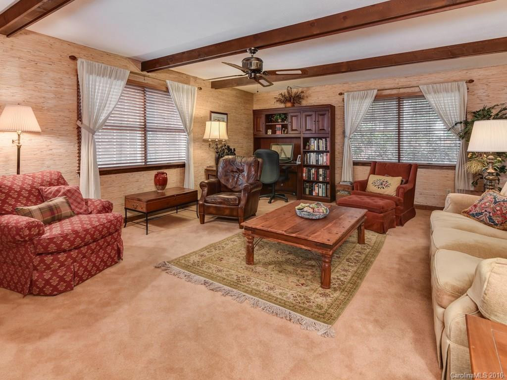 111 Chestnut Ridge Road - Photo 9