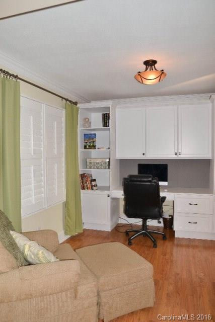 90 Devonwood Drive - Photo 9