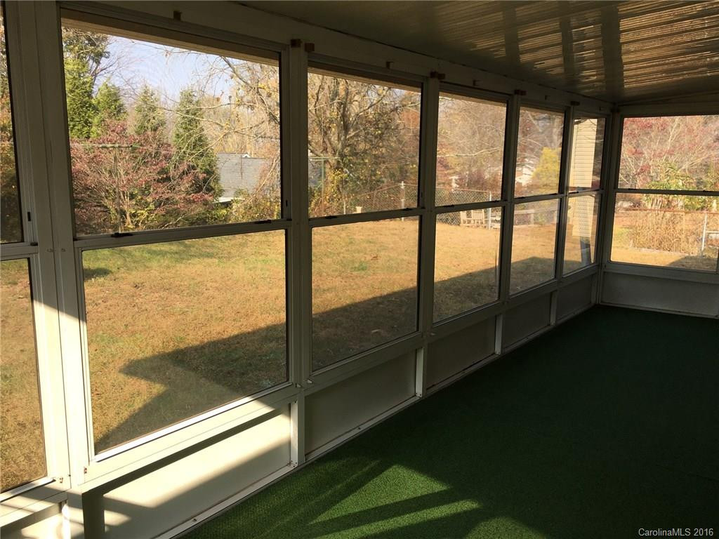 59 Lynwood Circle - Photo 16