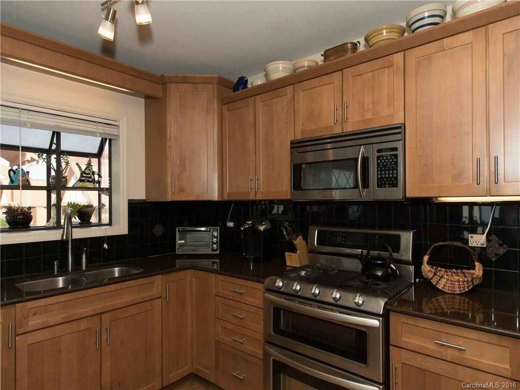 1204 Fleetwood Plaza #4 - Photo 6