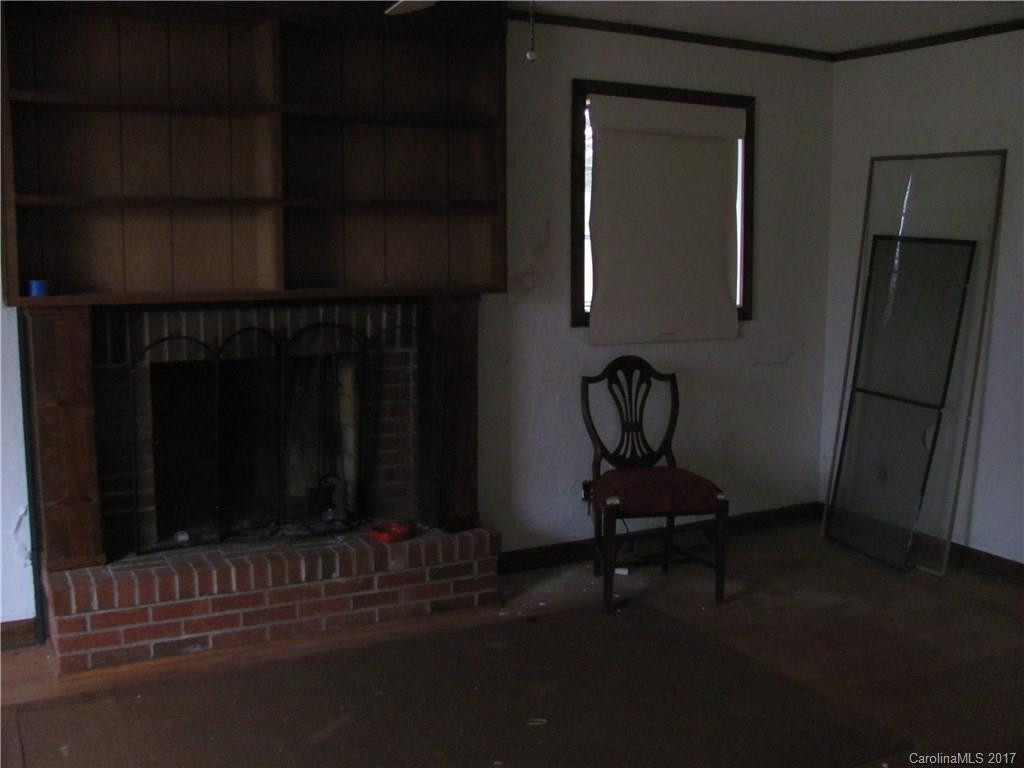 2029 Evergreen Drive - Photo 3