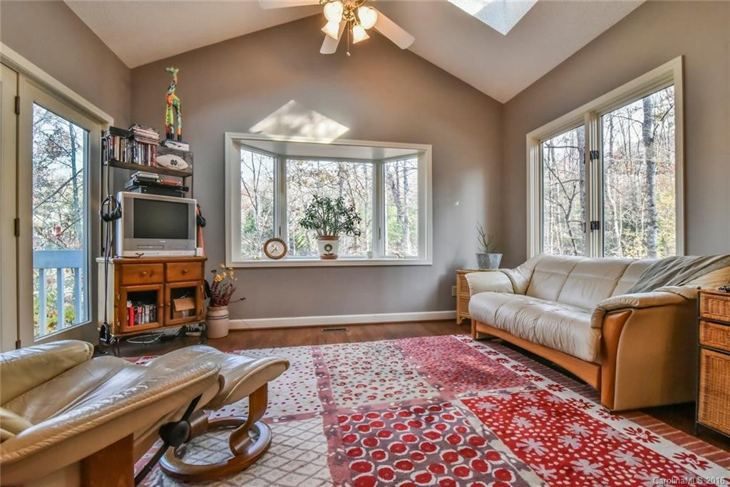 14 High Bluff Drive - Photo 9