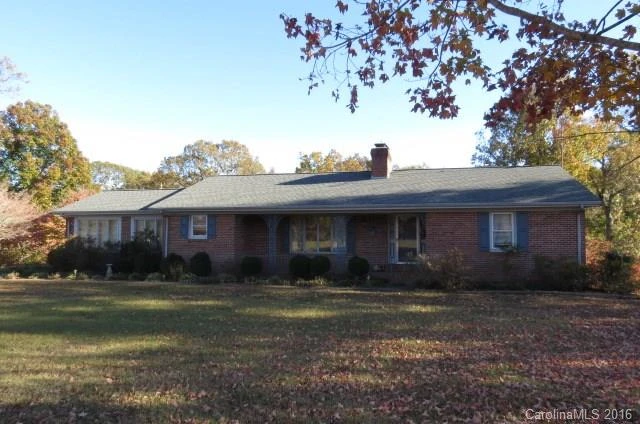 678 Hollis Road