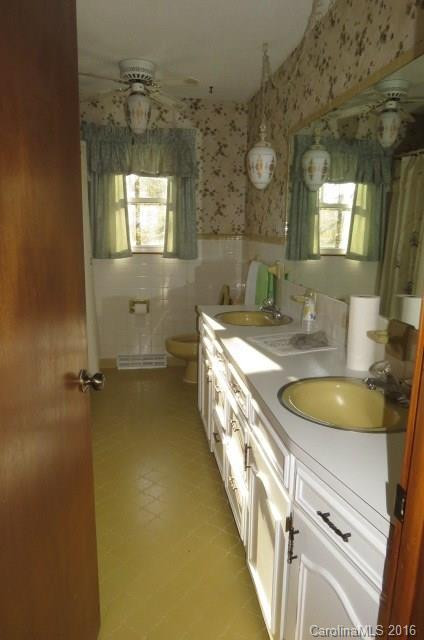 678 Hollis Road - Photo 12