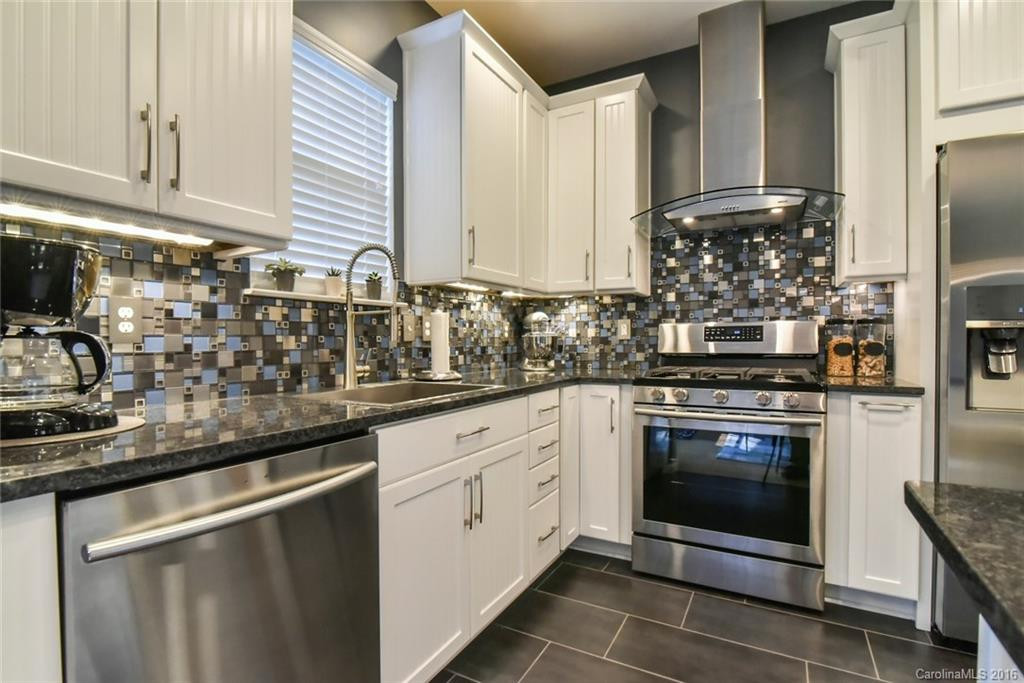 126 Lower Grassy Branch Road - Photo 5