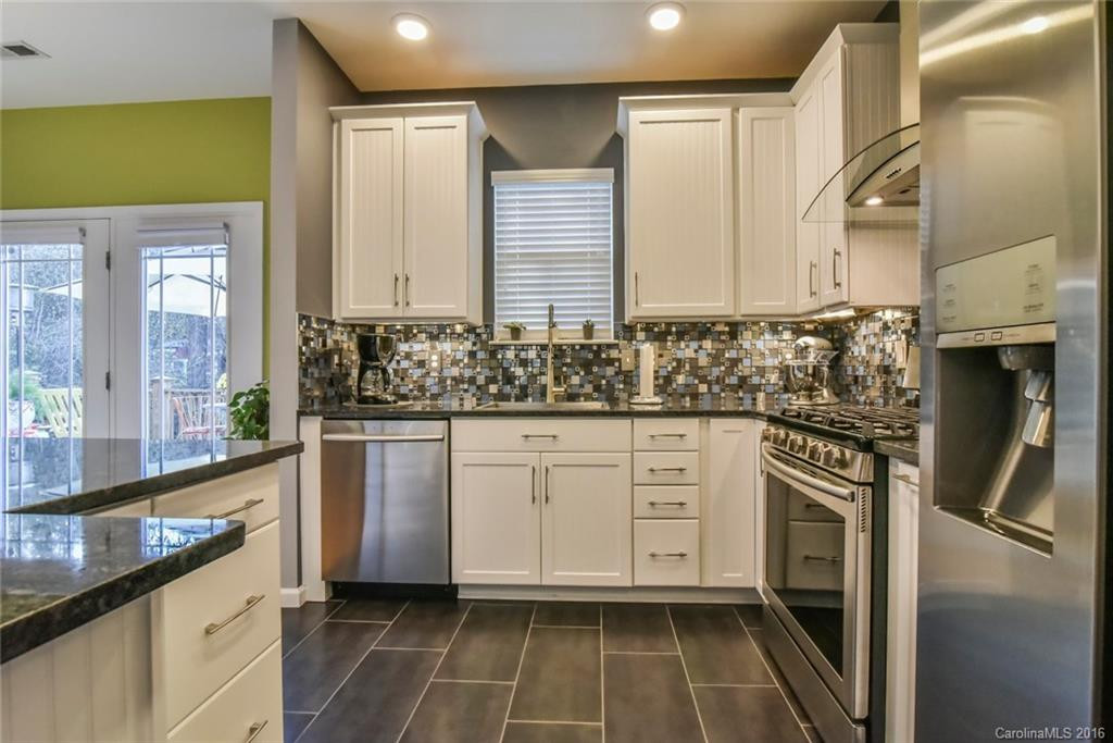 126 Lower Grassy Branch Road - Photo 6