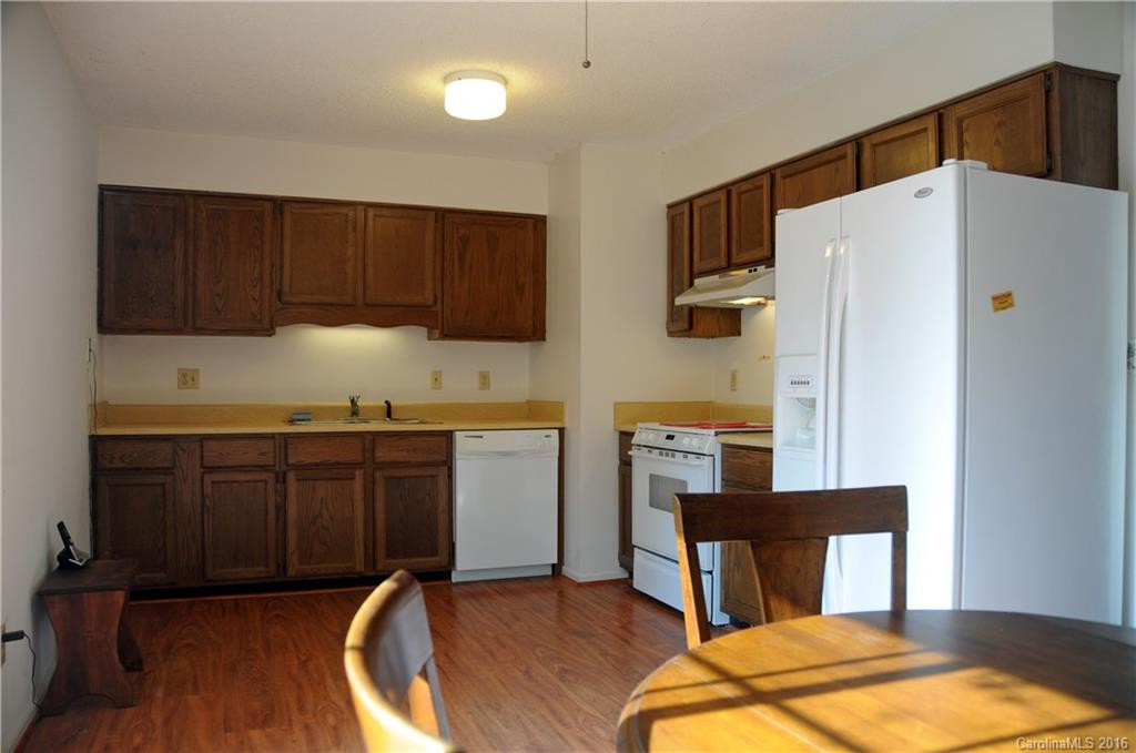 38 Clovernook Drive #12 - Photo 3