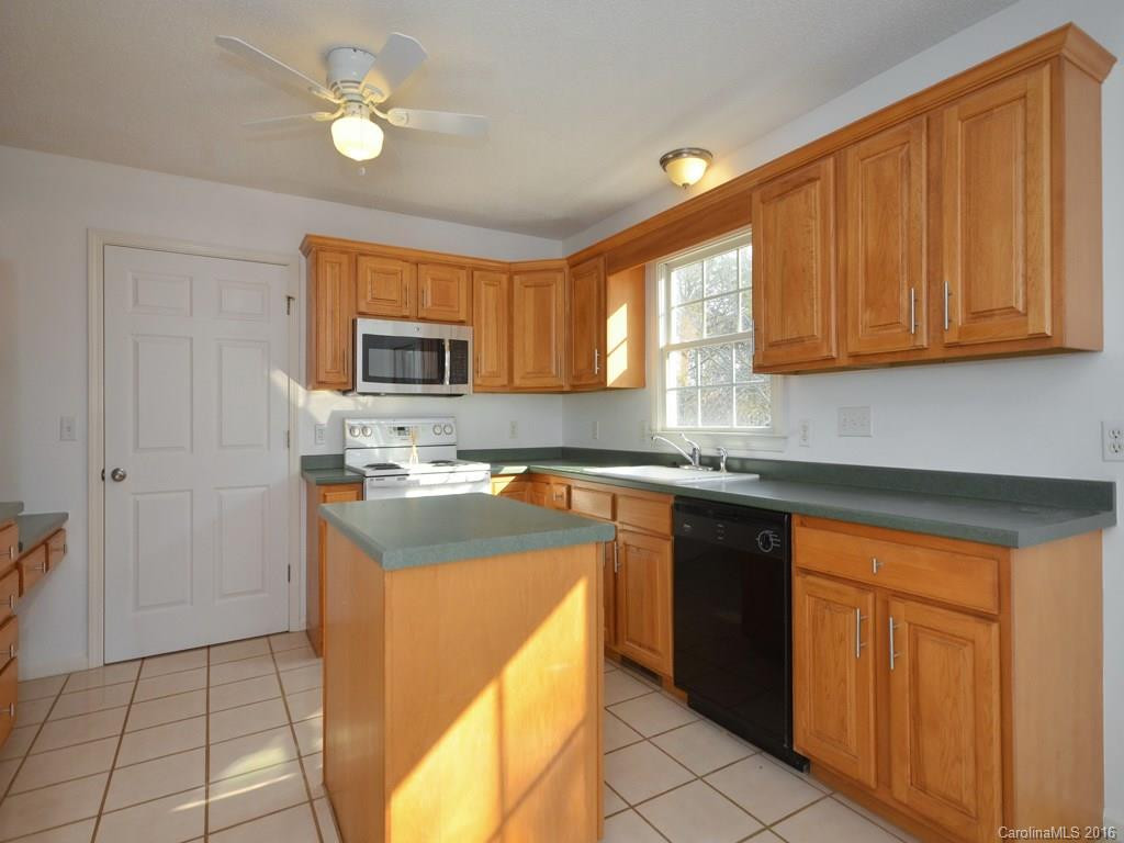 11 Westmont Drive #11 - Photo 11