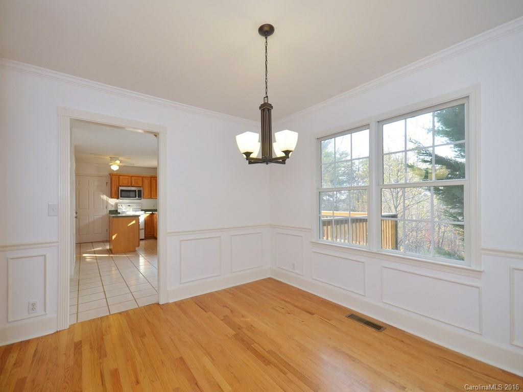 11 Westmont Drive #11 - Photo 9