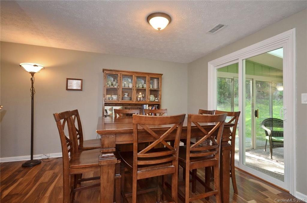 144 Shelly Drive - Photo 4
