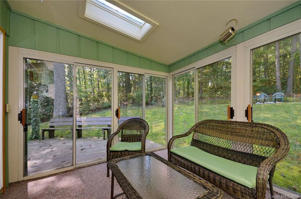 144 Shelly Drive - Photo 5