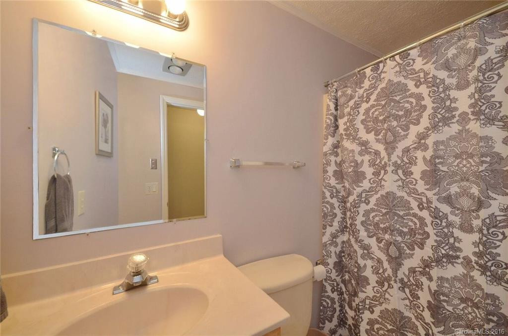 144 Shelly Drive - Photo 10