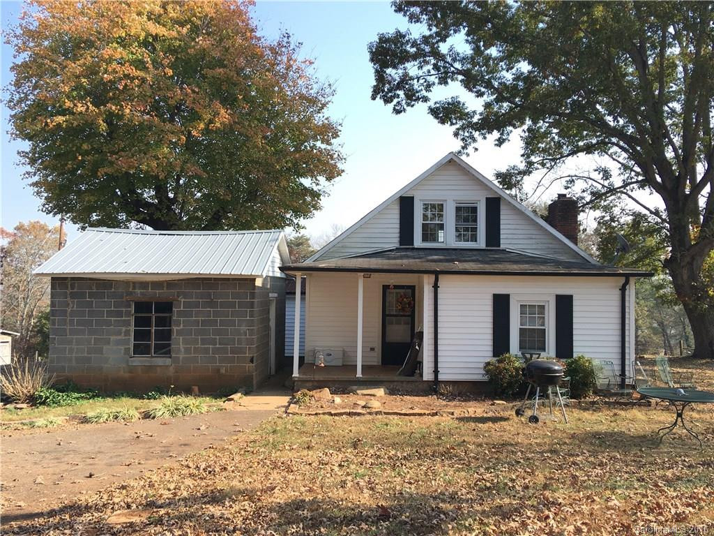 207 Selman Avenue - Photo 2