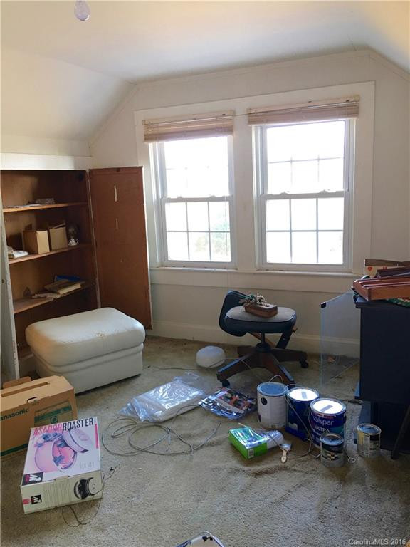 207 Selman Avenue - Photo 17
