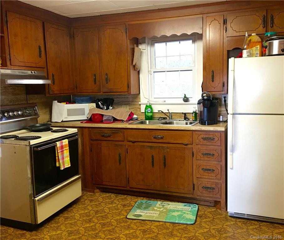 207 Selman Avenue - Photo 3