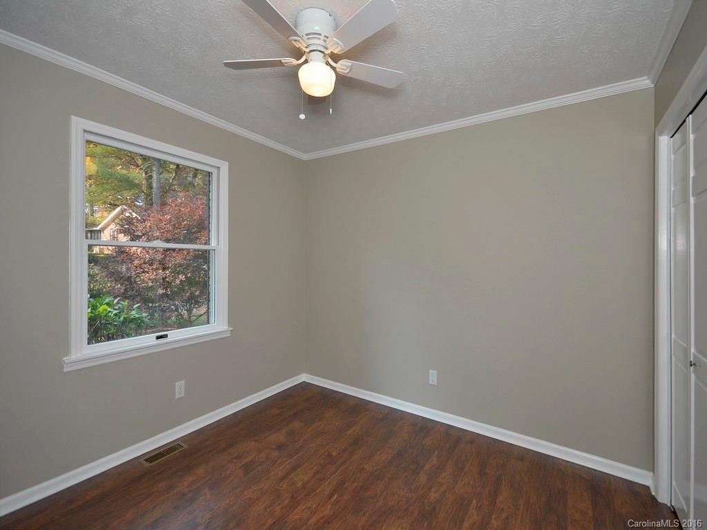 303 Balsam Road #12 - Photo 13