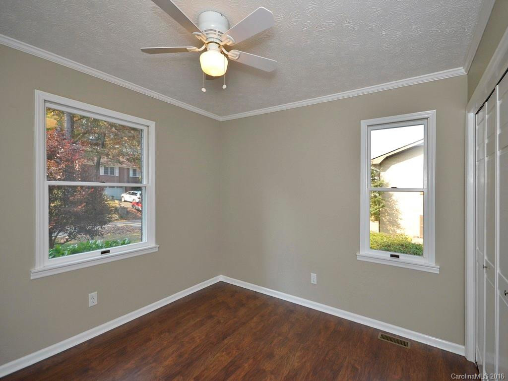 303 Balsam Road #12 - Photo 16