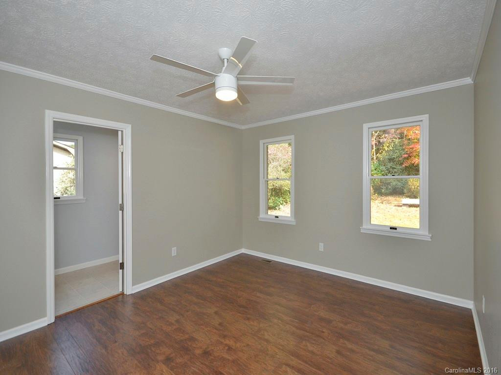 303 Balsam Road #12 - Photo 10