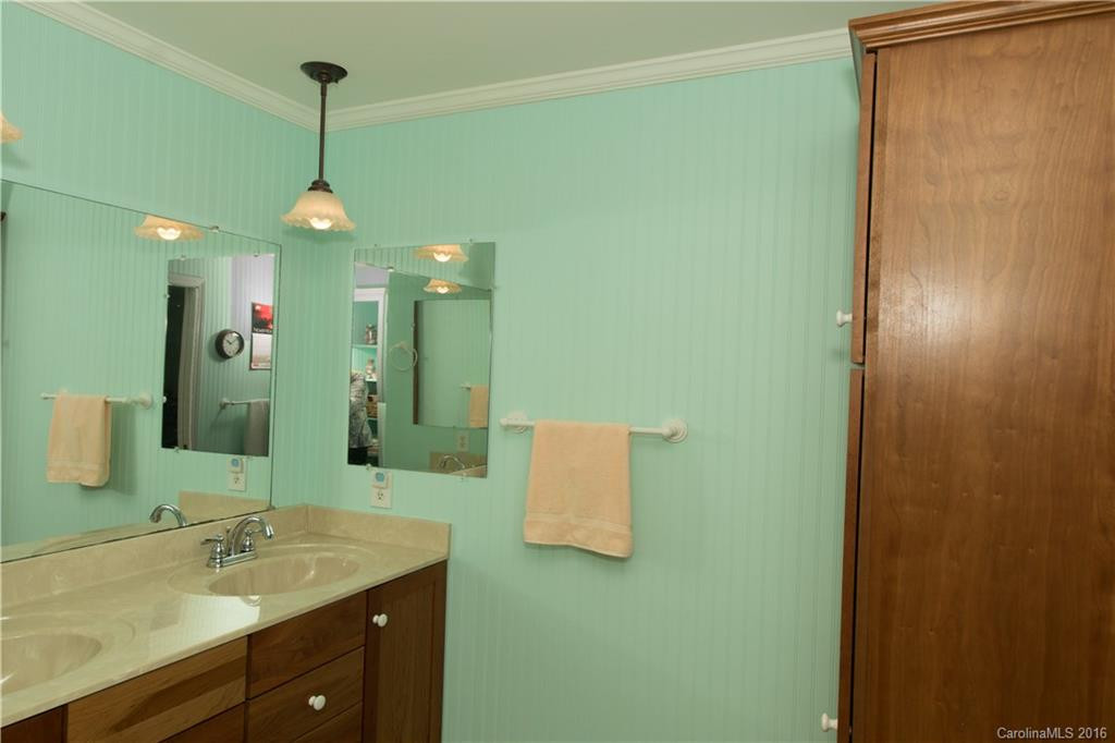 210 Childs Drive - Photo 6