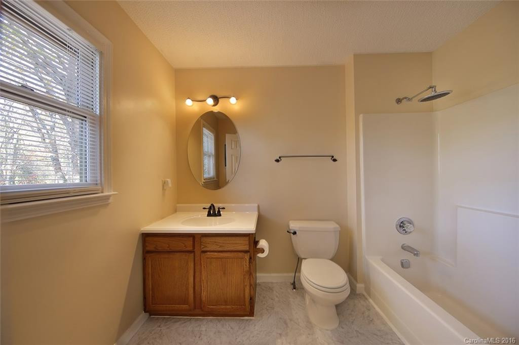 48 Southwicke Drive - Photo 7