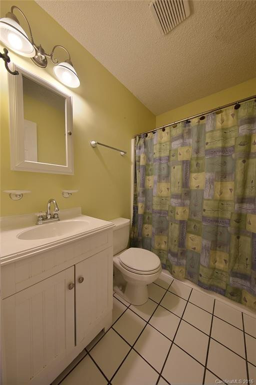 48 Southwicke Drive - Photo 10