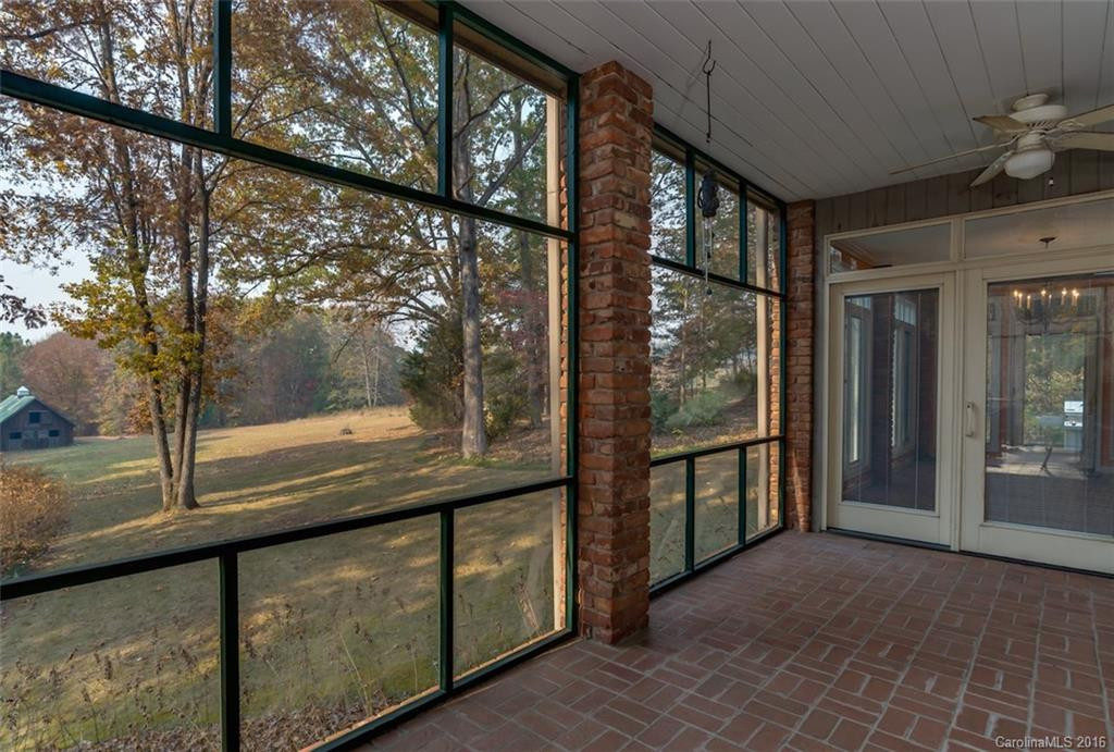 230 Woods End Road - Photo 15