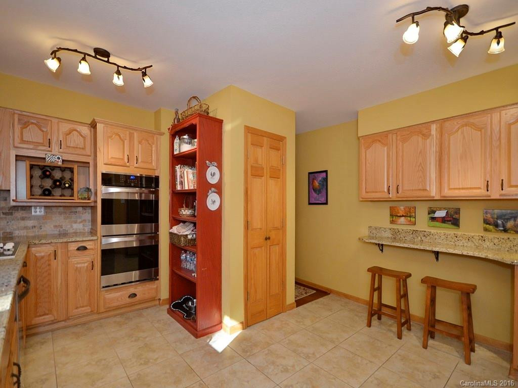 300 Doublecreek Lane - Photo 11