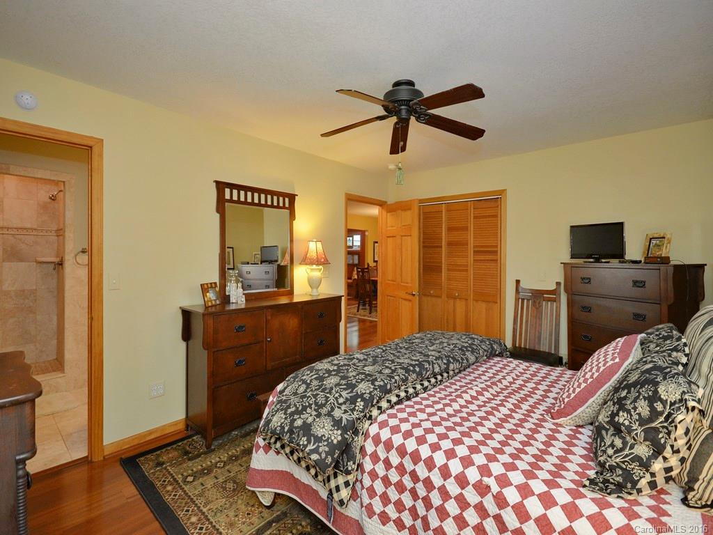 300 Doublecreek Lane - Photo 13