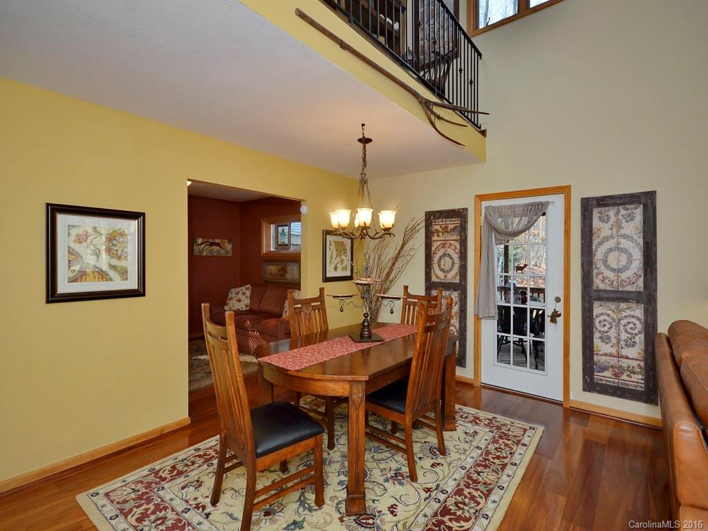 300 Doublecreek Lane - Photo 5