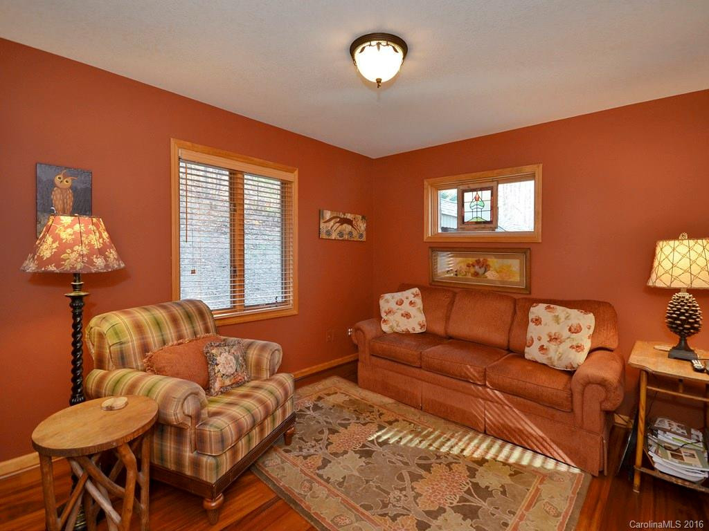 300 Doublecreek Lane - Photo 7