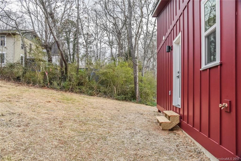 61 Florida Avenue - Photo 3