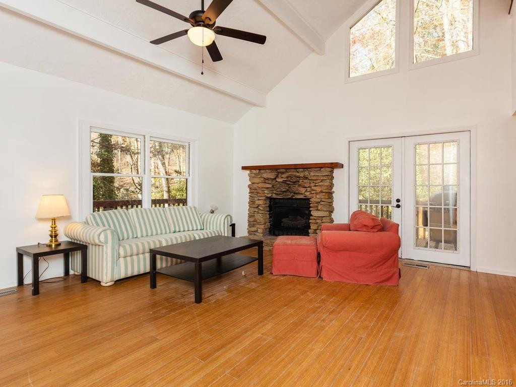 112 Timber Run Road - Photo 2