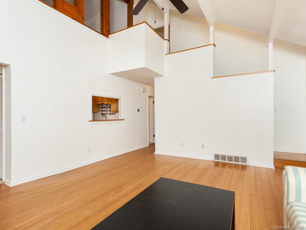 112 Timber Run Road - Photo 4